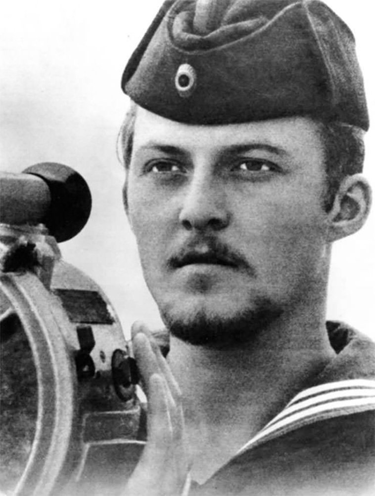 german-soldier-long-hair-1970s