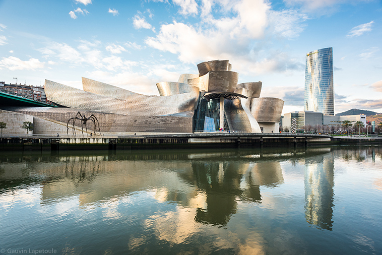 guggenheim museum by gauvin lapetoule