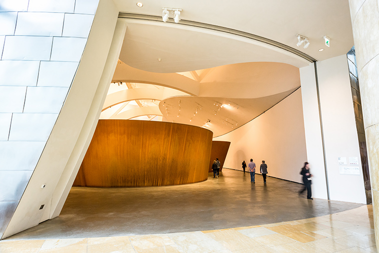 guggenheim museum by gauvin lapetoule
