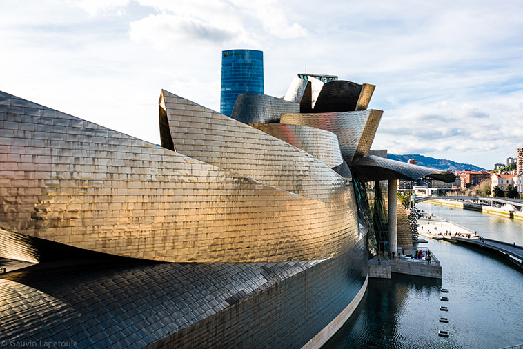 guggenheim museum by gauvin lapetoule