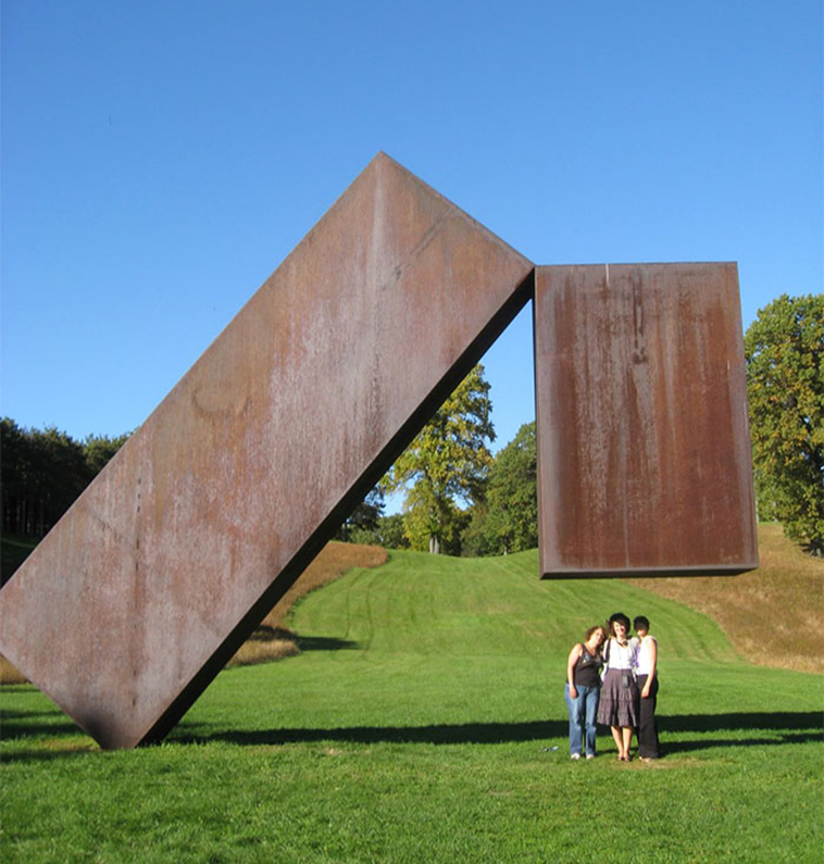sculptures defying gravity laws of physics