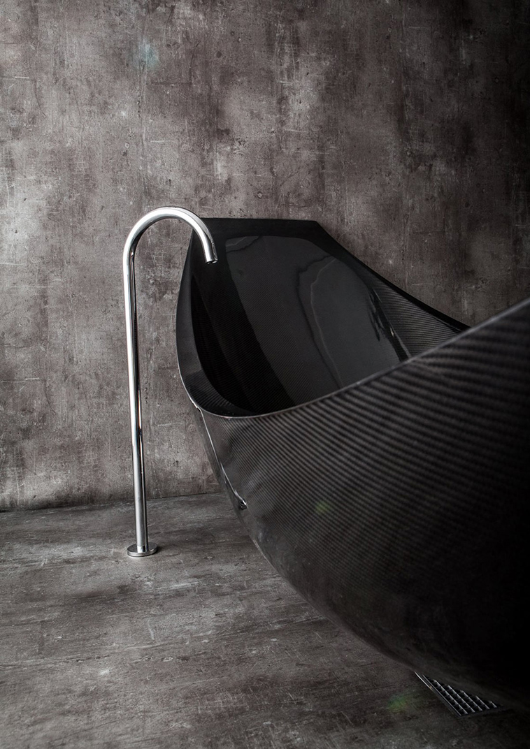 Carbon-Fibre-Bath