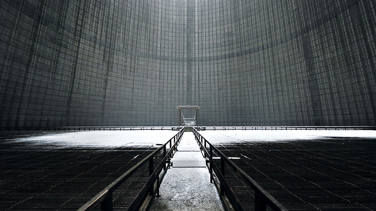 abandoned-cooling-towers-by-reginald-van-de-velde