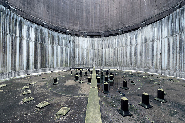 abandoned-cooling-towers-by-reginald-van-de-velde