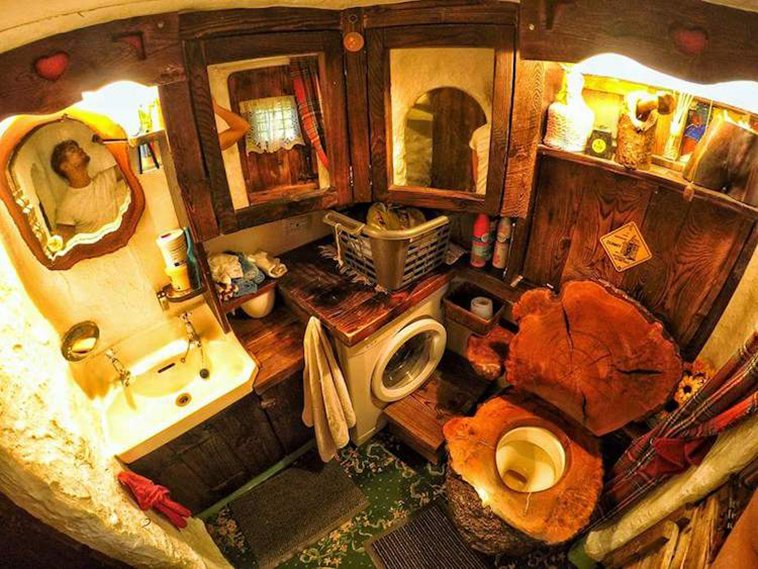 lord of the rings fan builds his own hobbit house
