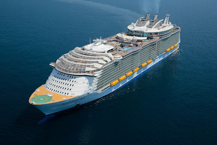 worlds-largest-passenger-ship-harmony-of-the-seas-royal-caribbean