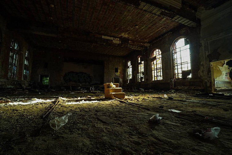 Johnny Joo Forgotten Structures