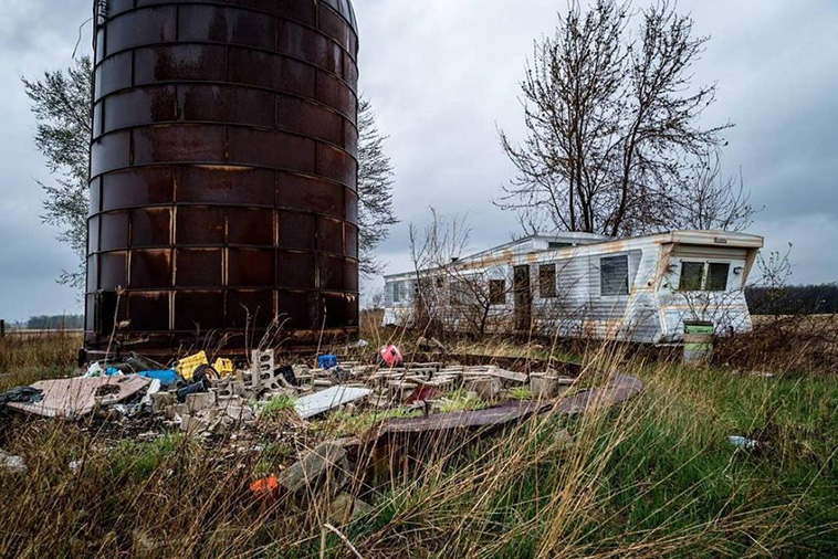 Johnny Joo Forgotten Structures