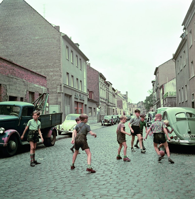 color-photographs-Germany-1950s