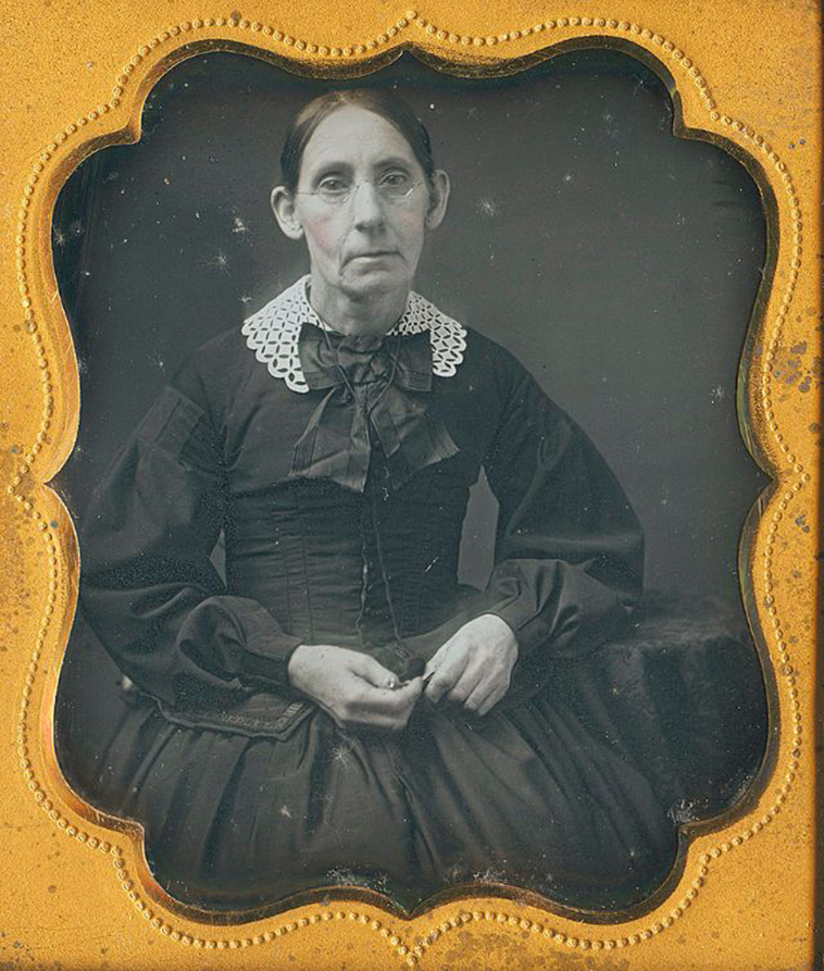 elderly women born 1700s