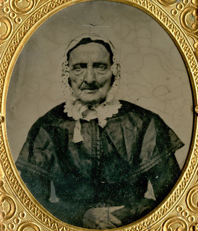 elderly women born 1700s
