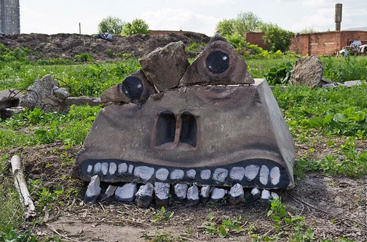 eyes wide open stunning street art