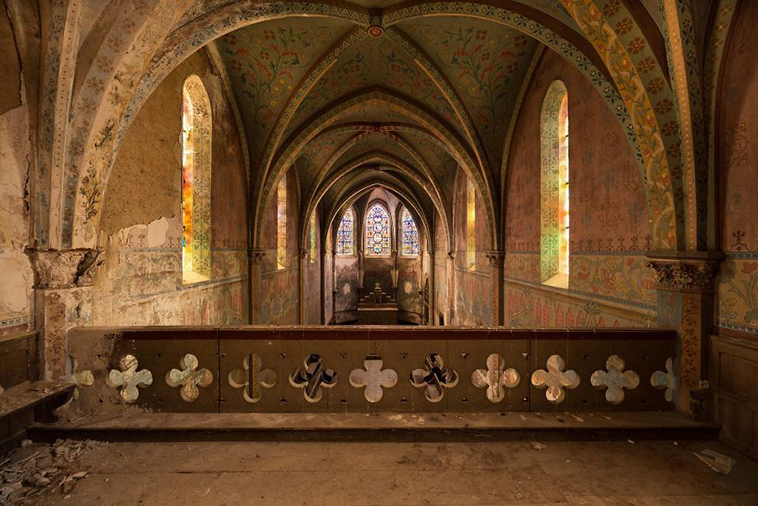 abandoned places photos