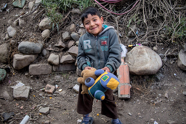 dollar rich poor kids favorite toys