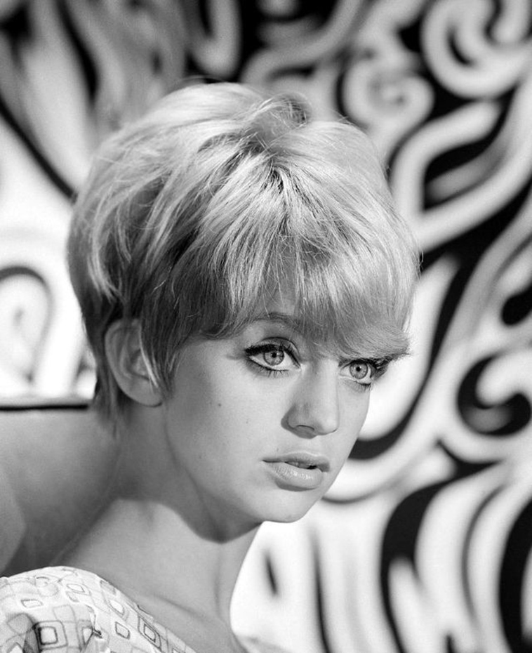 goldie hawn 1960s