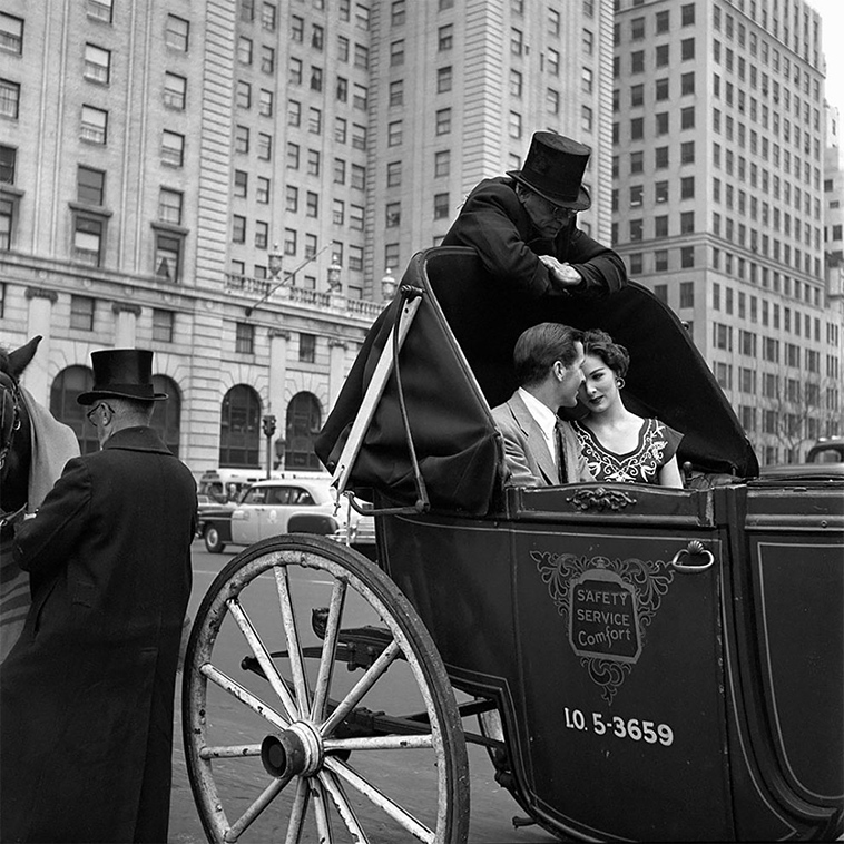 vivian-maier-lost-photographs-of-1950s-new-york