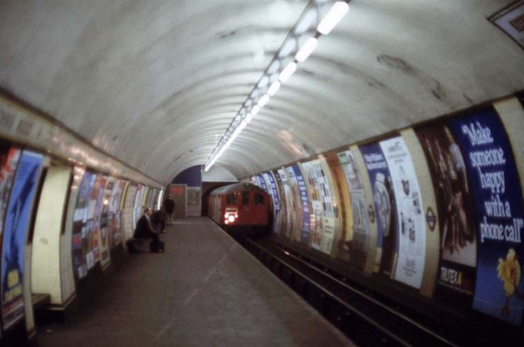 photos-of-london-railway-stations-in-the-1970s