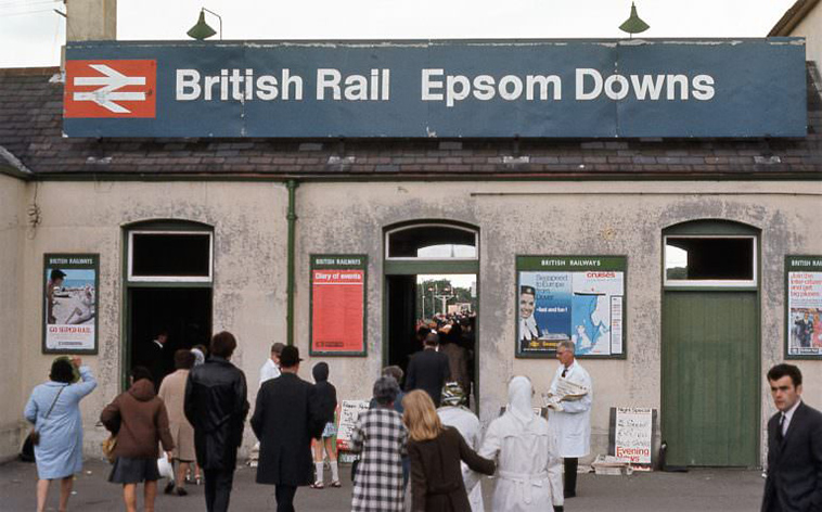 photos-of-london-railway-stations-in-the-1970s