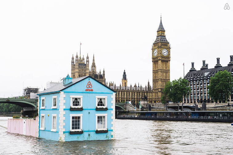 airbnb-floating-house-river-thames-london