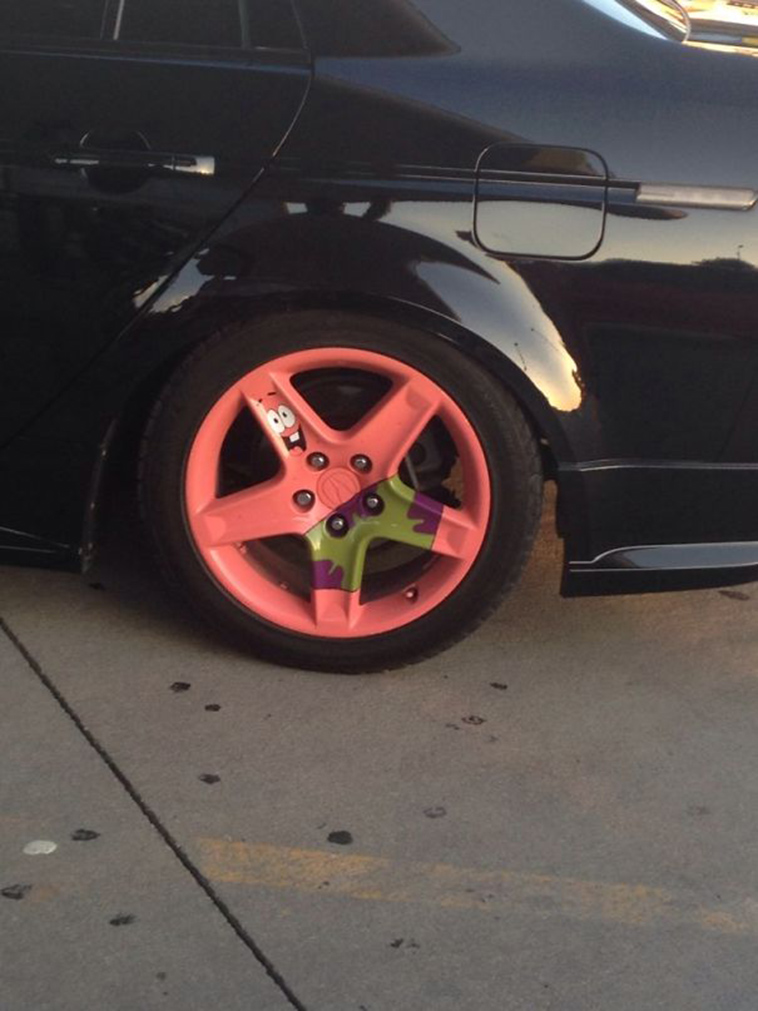 funny-strange-things-on-the-road