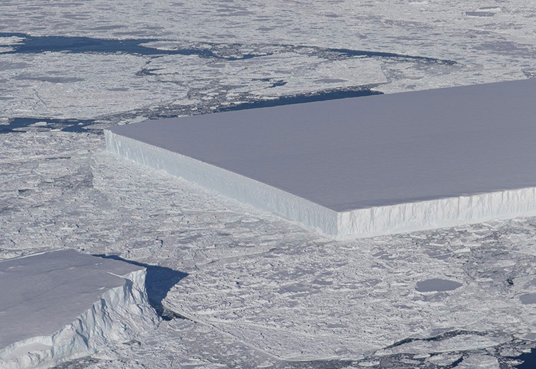 NASA Scientists Find Perfectly Rectangular Iceberg