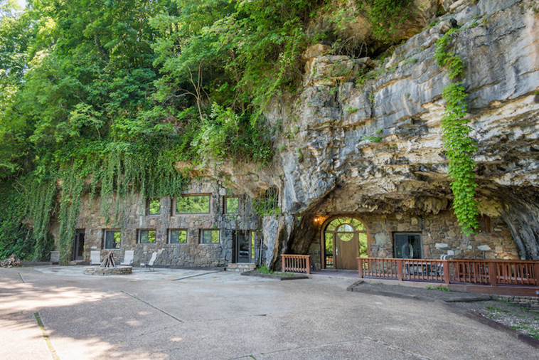 cave-house-creek-cave-lodge