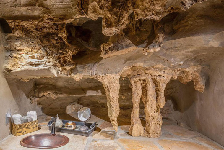cave-house-creek-cave-lodge