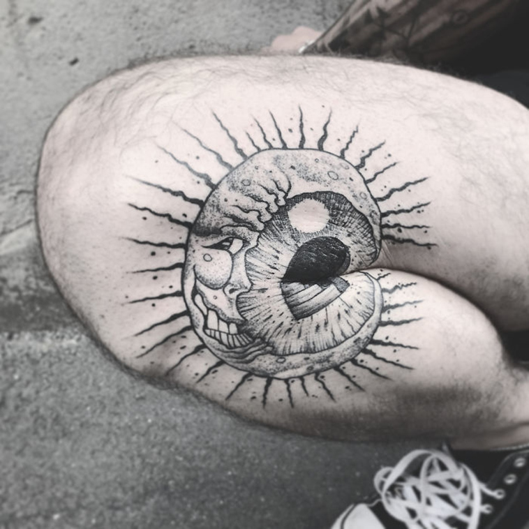 hidden-legs-arms-bending-insect-tattoo