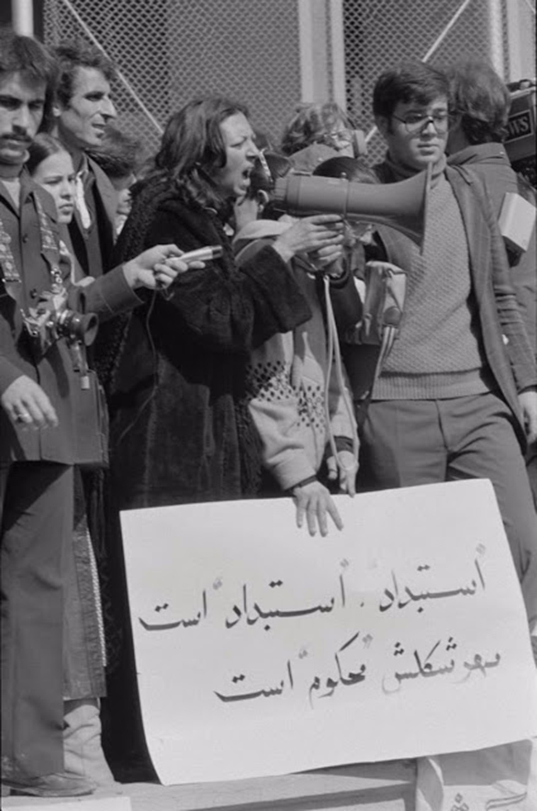 iranian-women-protest-against-the-hijab-law