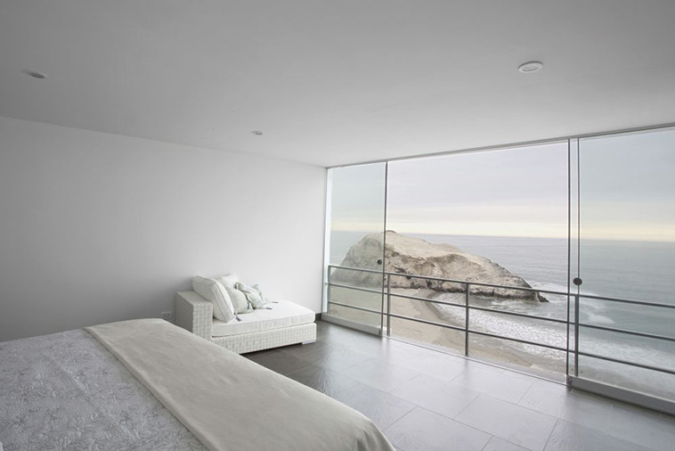 Bedrooms Open To The Great Outdoors