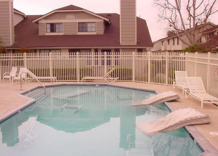 Real Estate Agents Terrible Photos