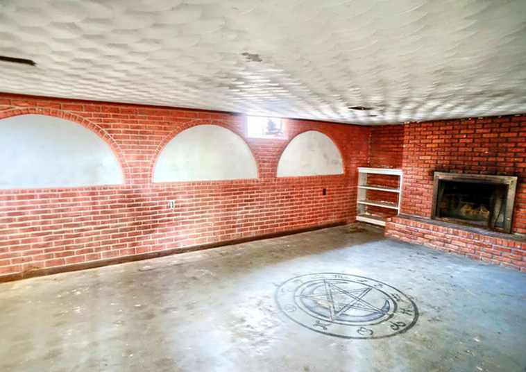 Real Estate Agents Terrible Photos