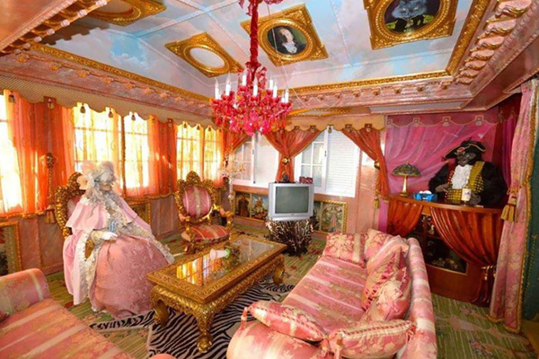 Real Estate Agents Terrible Photos