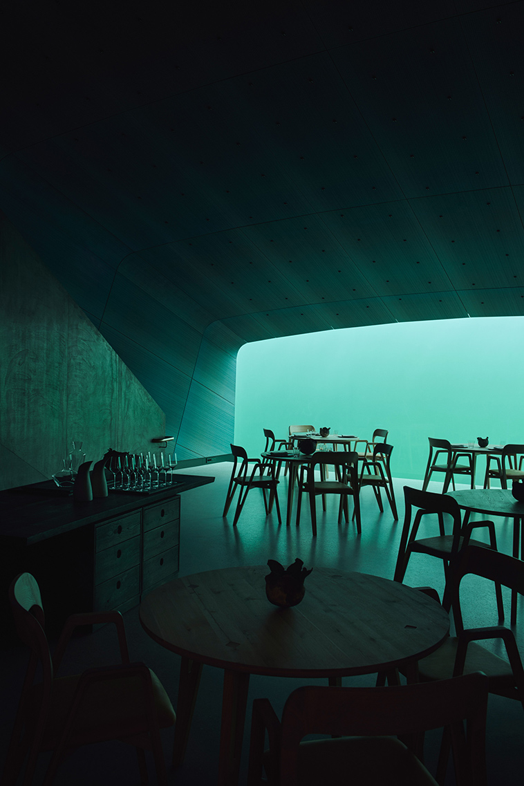 europe first underwater restaurant under snohetta norway