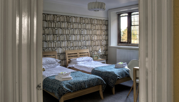 Gladstone’s Library bed