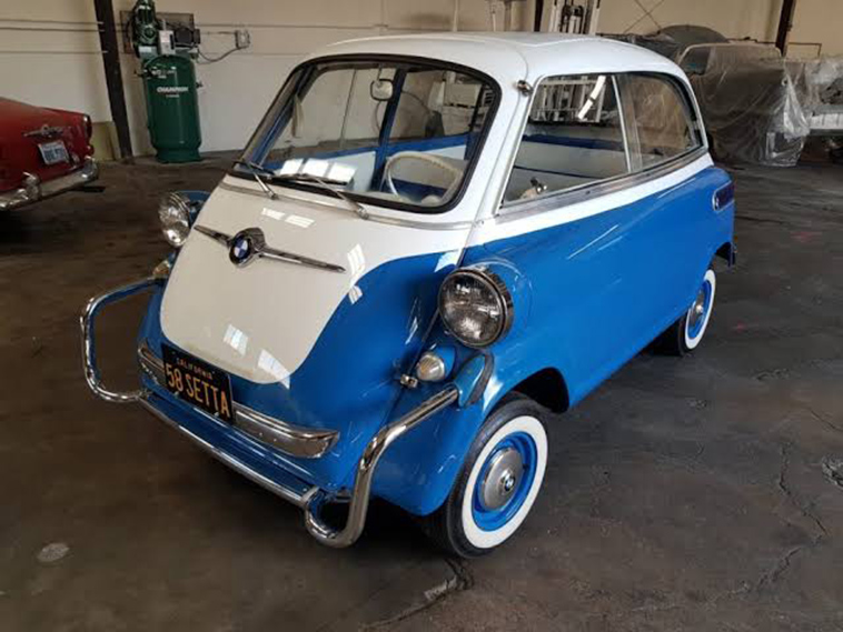 blue minicar
