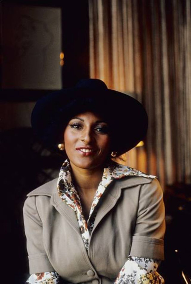 Pam Grier with hat