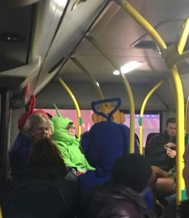 Strange Things Spotted On Public Transport 