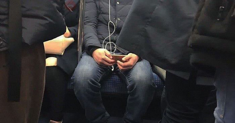 Strange Things Spotted On Public Transport 