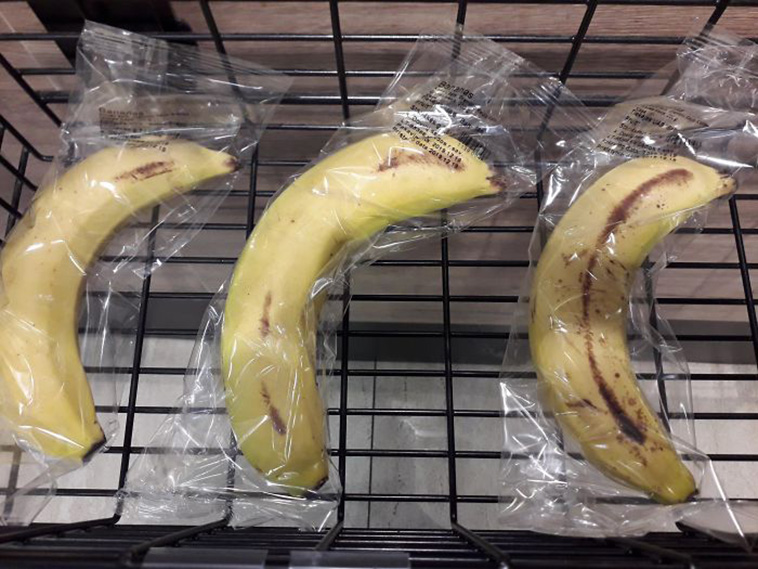 bananas in packs