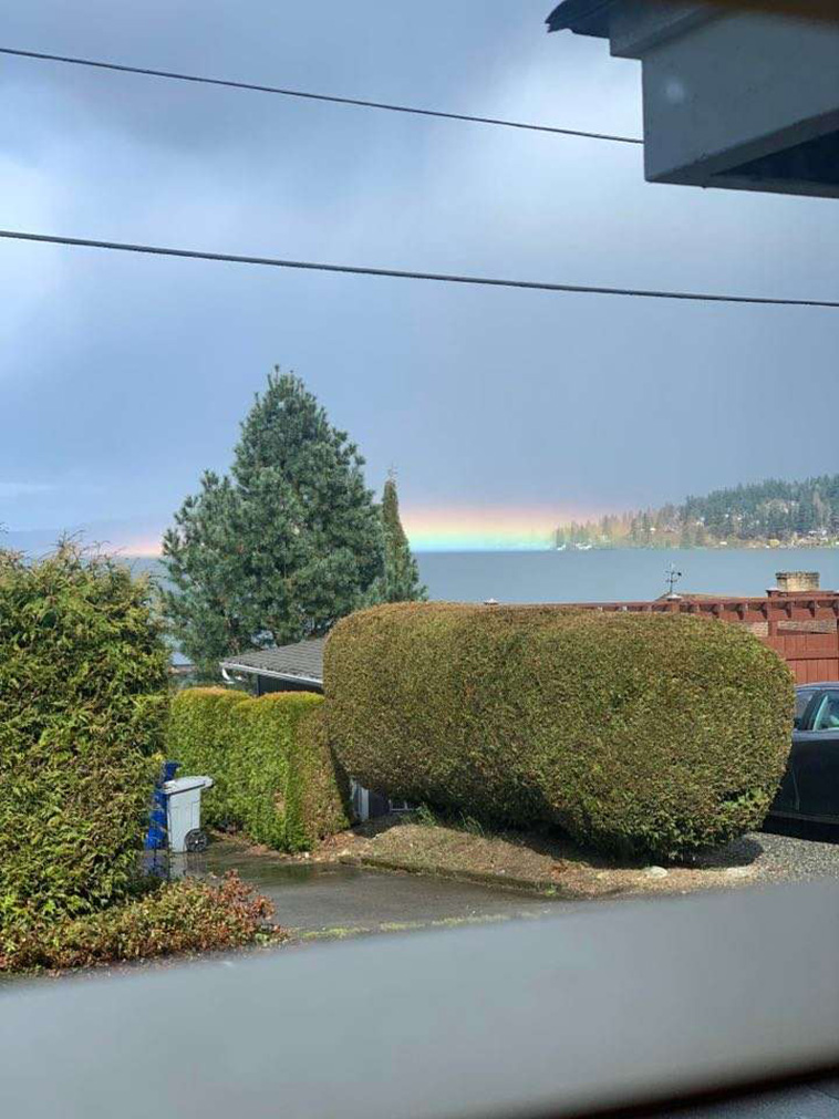 horizontal rainbow