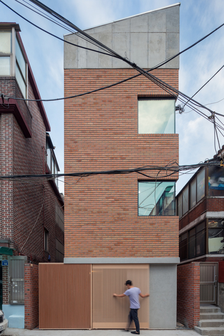 narrow houses