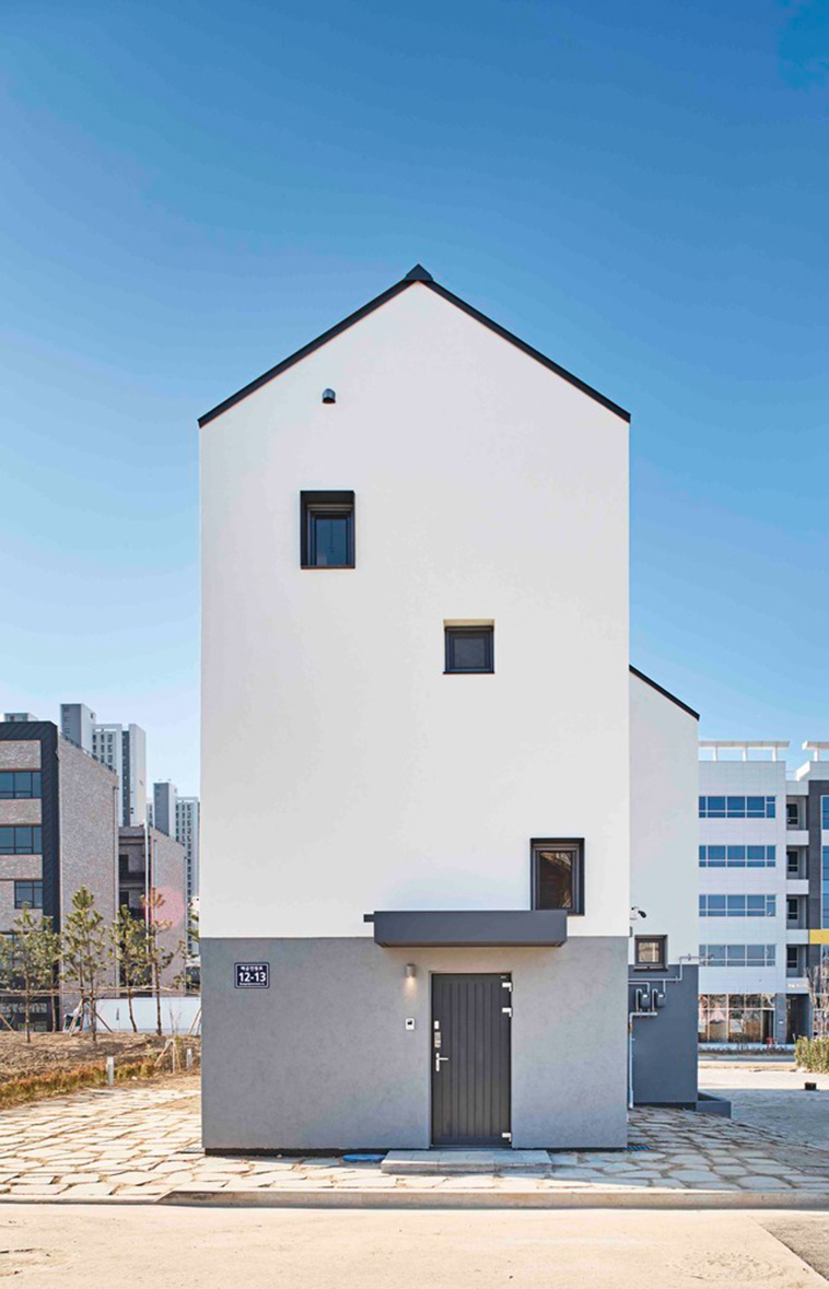 narrow houses