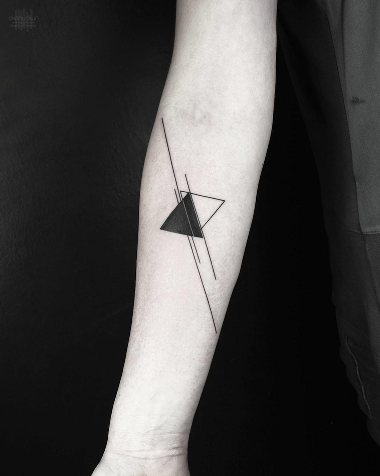 tattoo artist