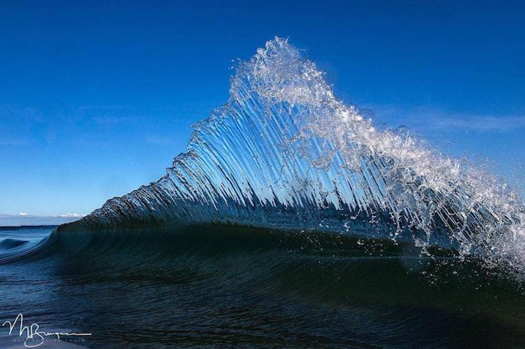 amazing ocean wave