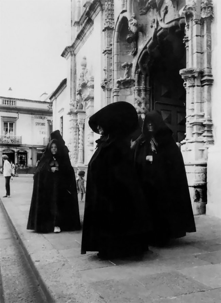 Azorean hood