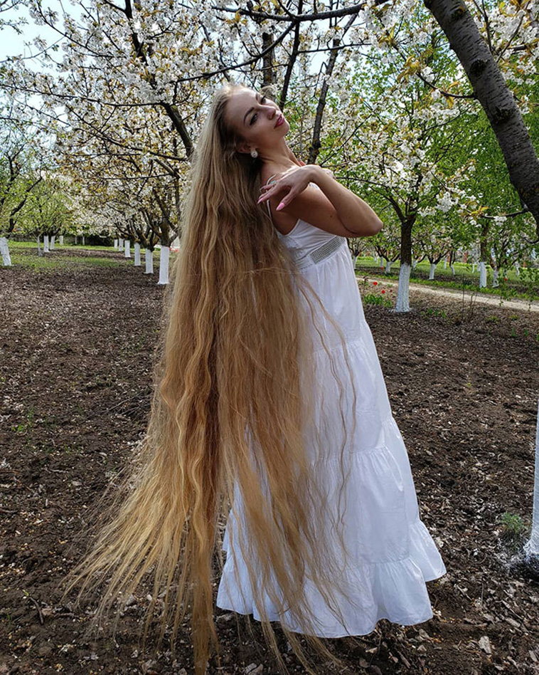 1.8 meters long hair