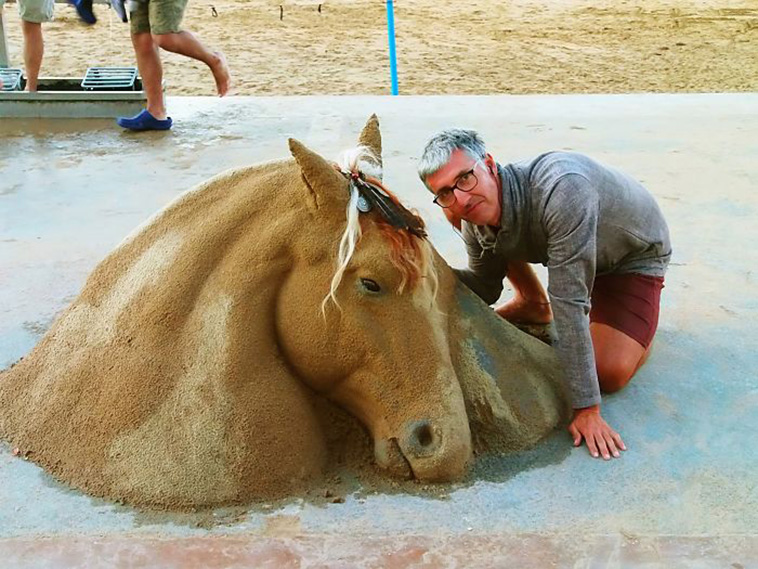 Sand animal sculptures