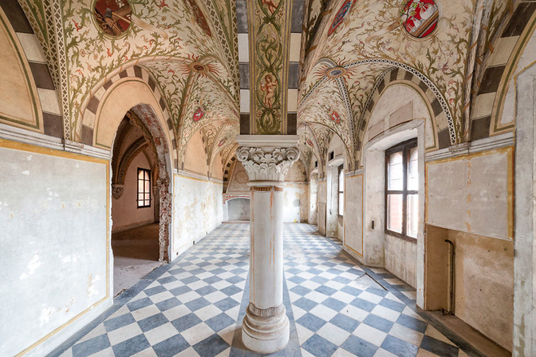 Abandoned Castle 
