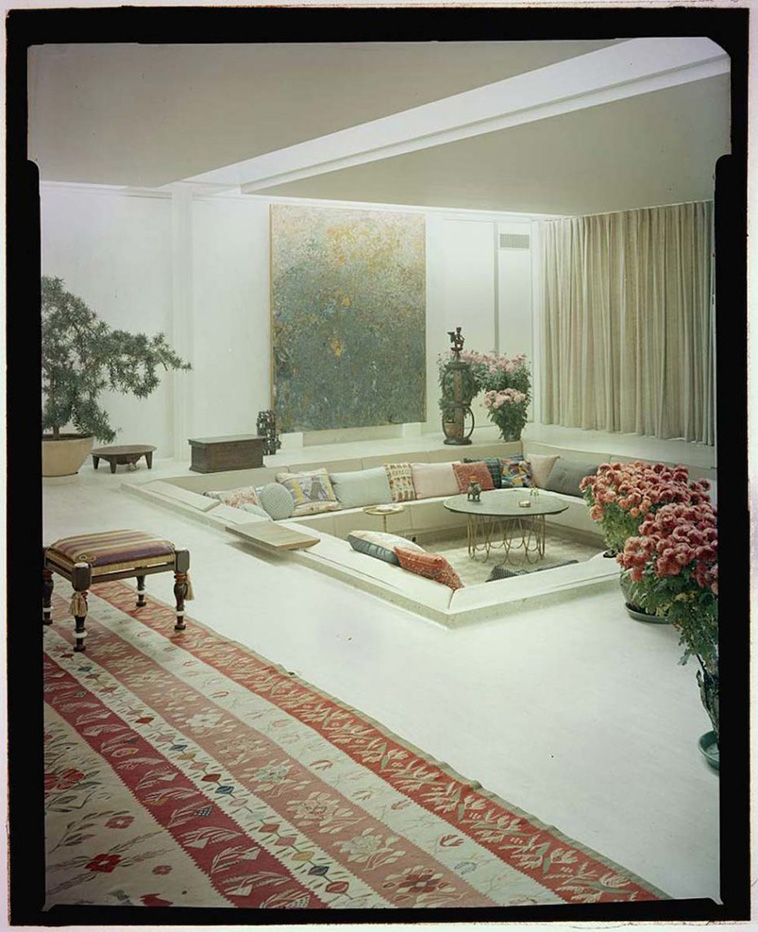 Good Conversation Pit